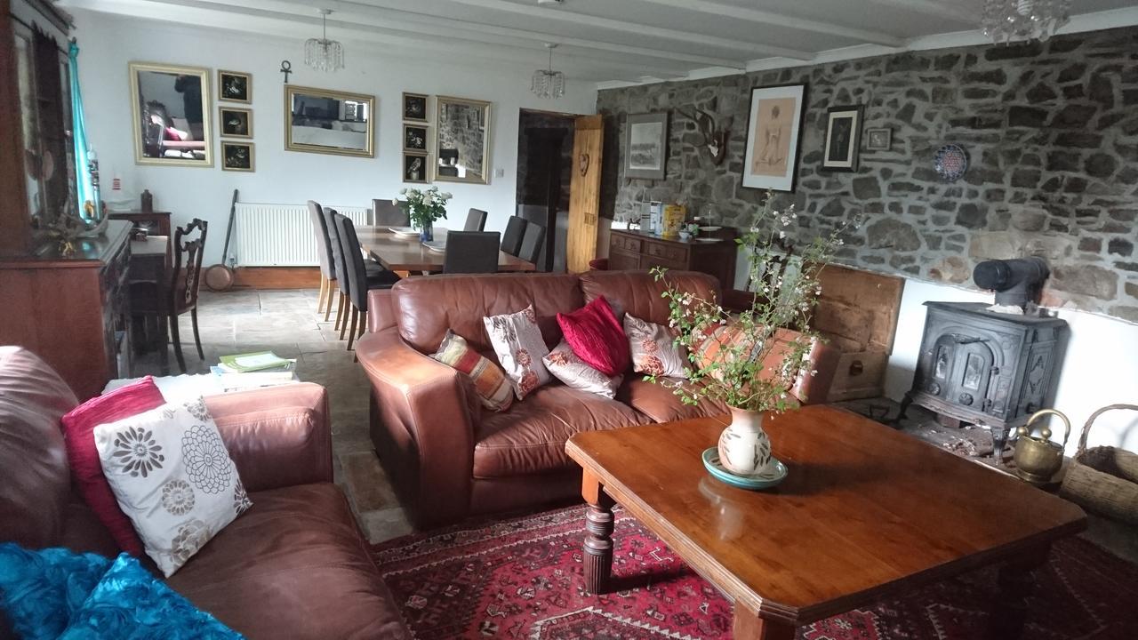 Kidwelly Middle Mill Bed & Breakfast エクステリア 写真