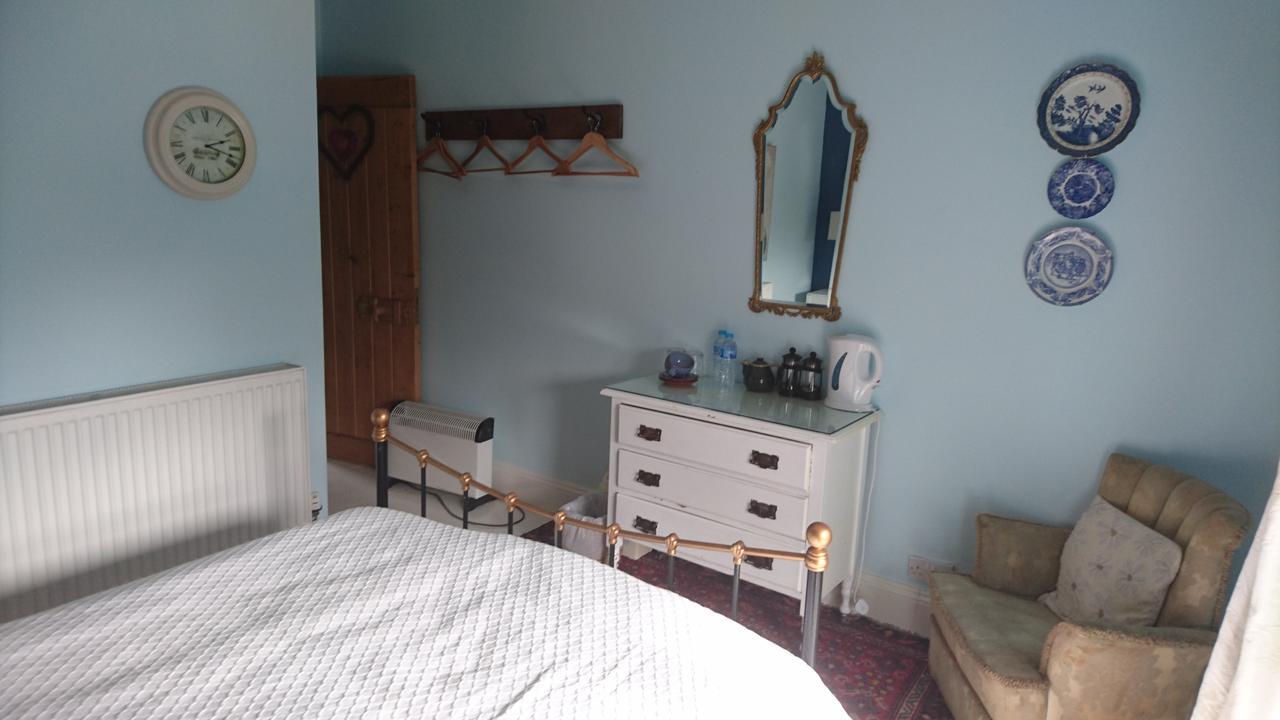 Kidwelly Middle Mill Bed & Breakfast エクステリア 写真